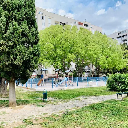 Right Place****cozy And Completely New Apartment *